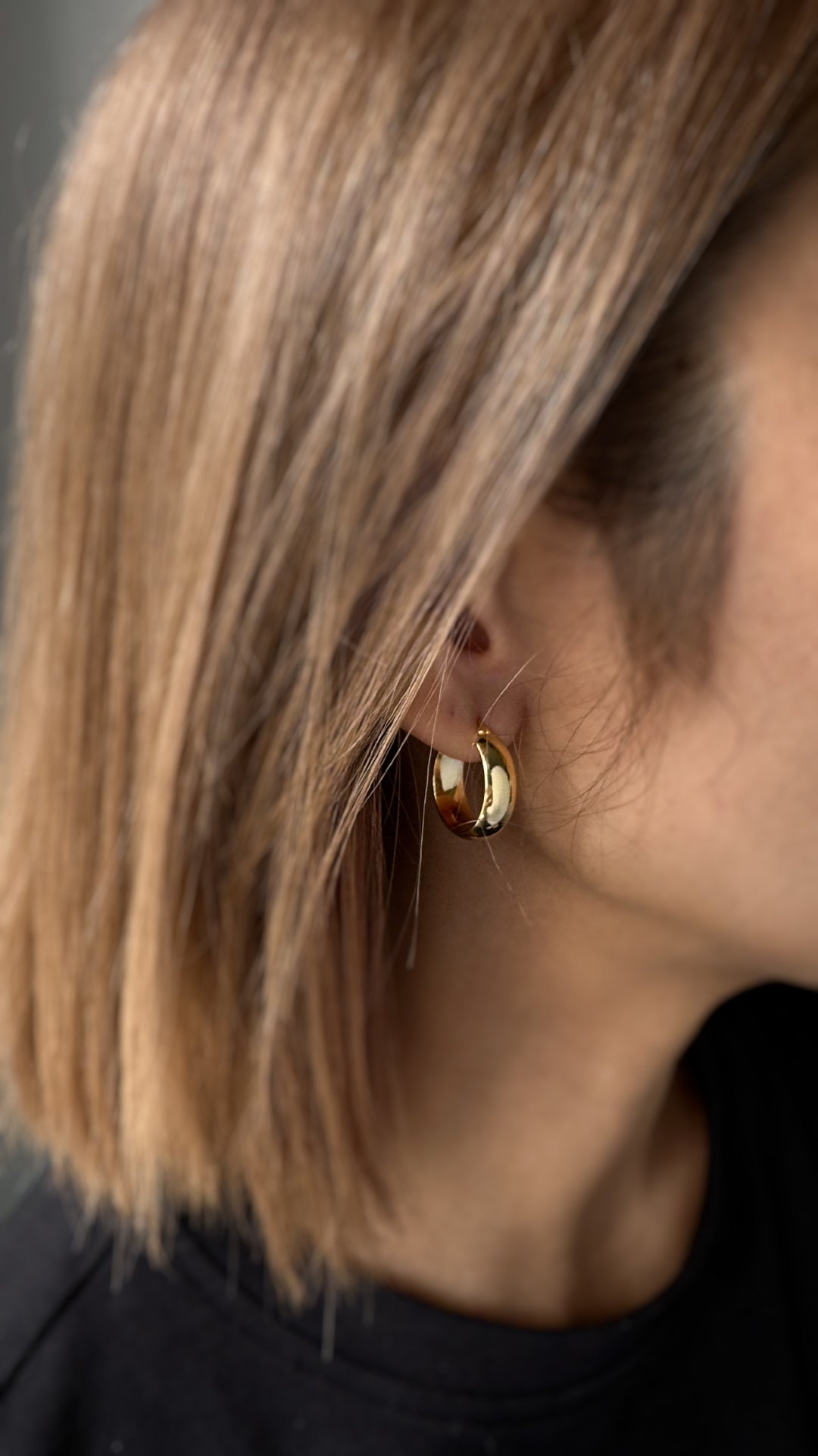 Amelia Shiny OD Hoop Earrings